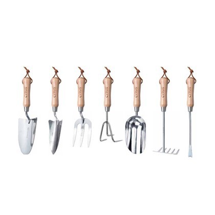 Ručně vyráběné zahradní nářadí